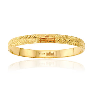 Hawaiian Bracelet with engraved Iolani Palace  