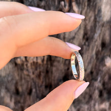 Load image into Gallery viewer, Hibiscus 3mm Hawaiian Barrel Ring
