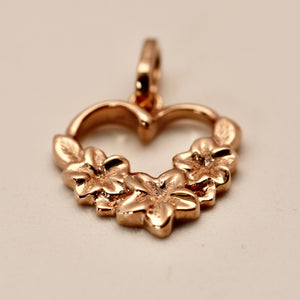 Gold Hawaiian Heart Pendant with three plumeria flowers