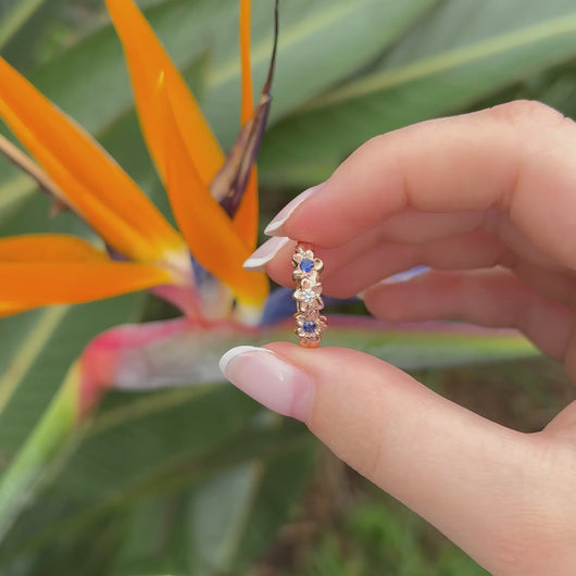 Hawaiian Flower ring with precious stones