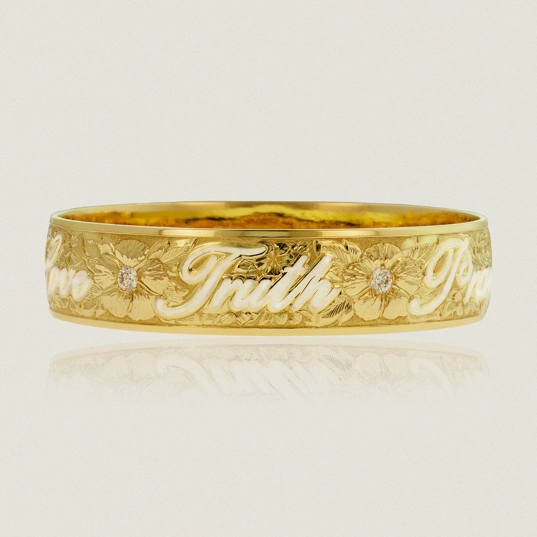 Hawaiian Heirloom 15mm Bracelet w/ Diamond Hibiscus flowers