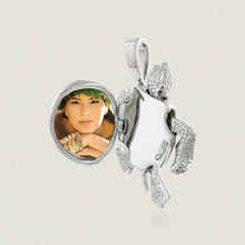 Load image into Gallery viewer, Large Turtle locket w/ moveable body parts - Philip Rickard
